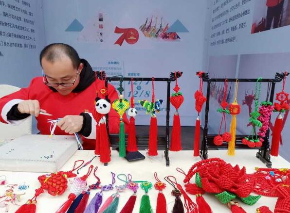 快来围观“天府成都·文旅成华”民间艺术精品展 文艺创作展板设计精彩纷呈
