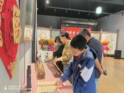 走进大集看民艺 观展之中触摸地域文脉的温度